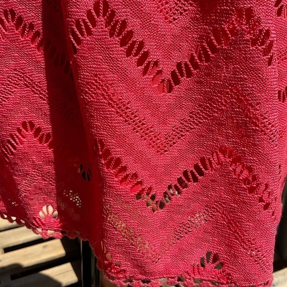 Rafaella top. Sleeveless tunic Size XL. Coral. Crocheted overlay. - Picture 2 of 8